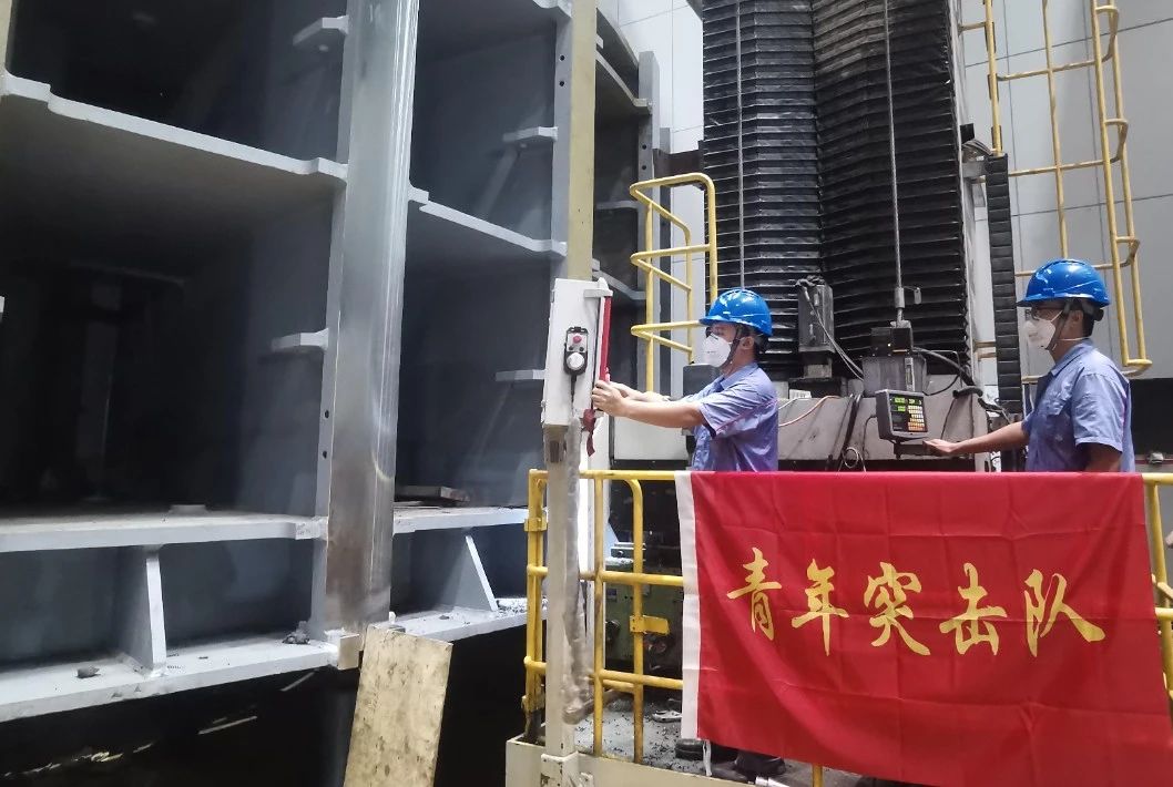 8AE2359746FACA48F928A0EC9AE_4AF6B9B8_1B8B6.jpg?e= 首页- 人生就是博中国官方网站