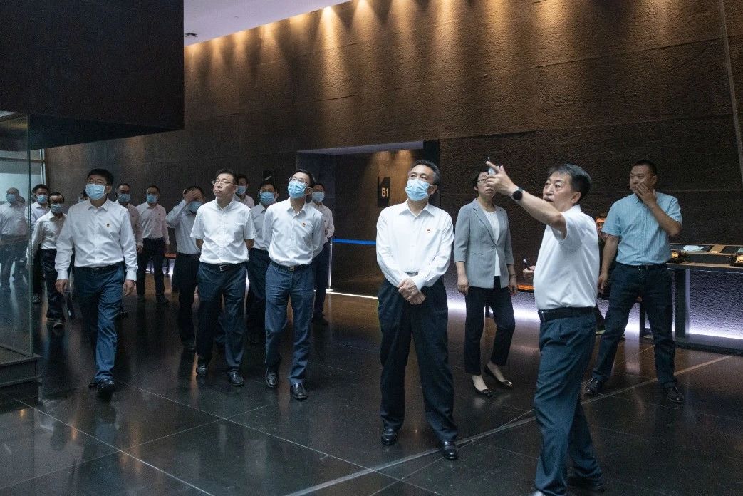 9F52E90843AC7BB178325F483CF_C0E7A175_22A02.jpg?e= 首页- 人生就是博中国官方网站