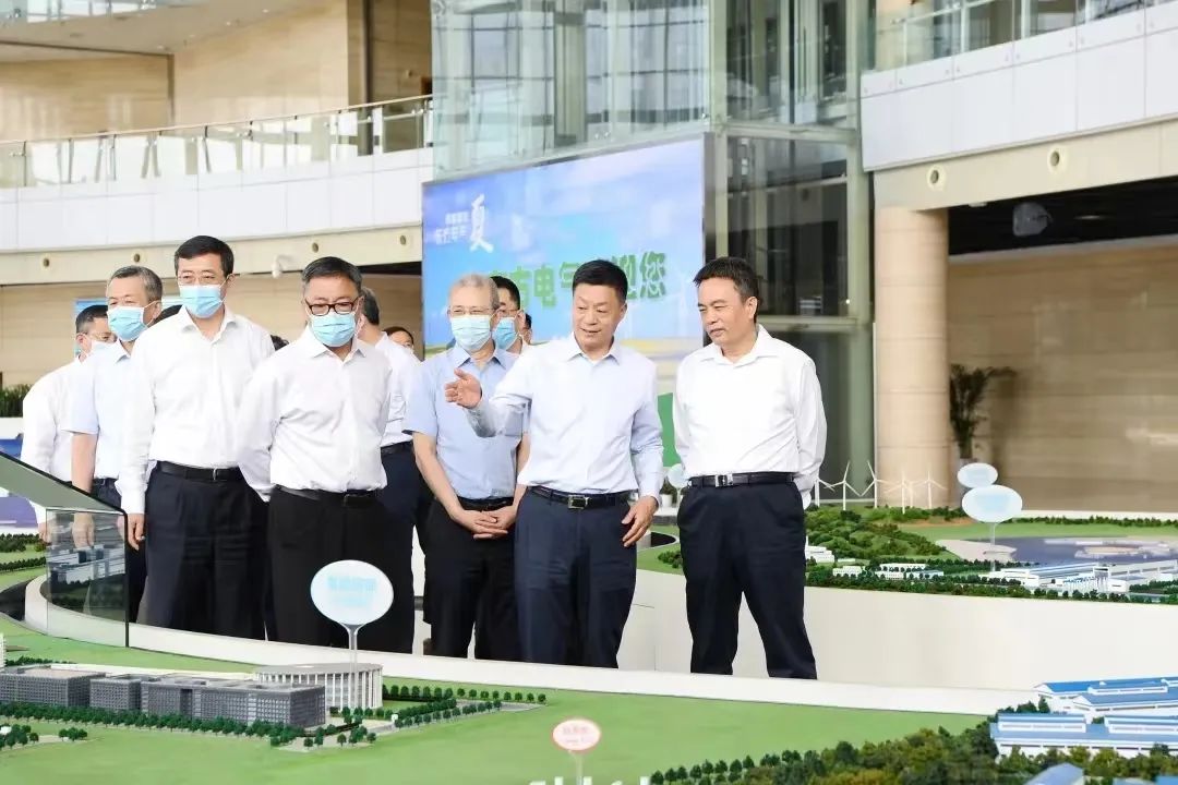 C7B739AA4C1C1000630ADC5620B_A5C96AB3_1A877.jpg?e= 首页- 人生就是博中国官方网站