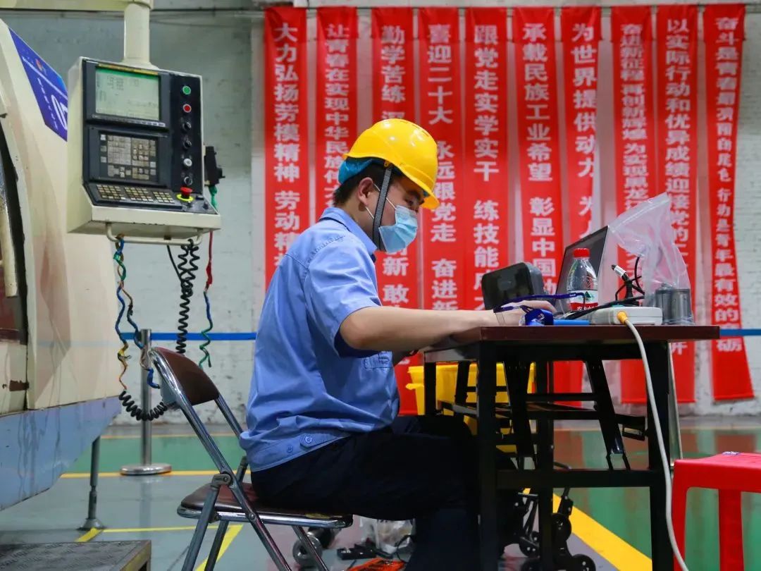 D28BDEE37CE5B094C6045741D5E_88F6E5A1_21403.jpg?e= 首页- 人生就是博中国官方网站